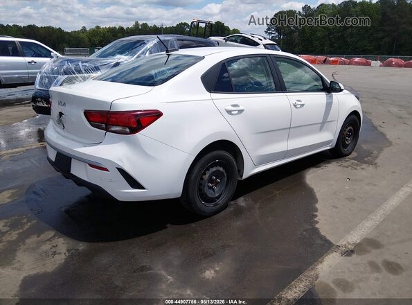 3KPA24AD3NE483781 2022 KIA RIO White Հետևի աջ