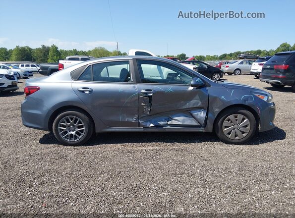 3KPA24AD4LE283893 2020 KIA RIO Gray Rear interior view