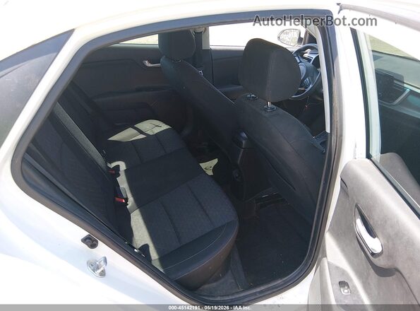 3KPA24AD4LE328329 2020 KIA RIO White VIN կոդի պիտակի տեսք
