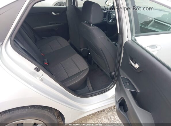 3KPA24AD4LE357281 2020 KIA RIO Silver 