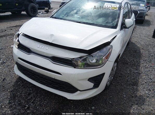 3KPA24AD4NE484258 2022 KIA RIO Белый Вид спереди