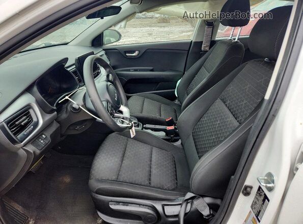 3KPA24AD4PE575596 2023 KIA RIO White 
