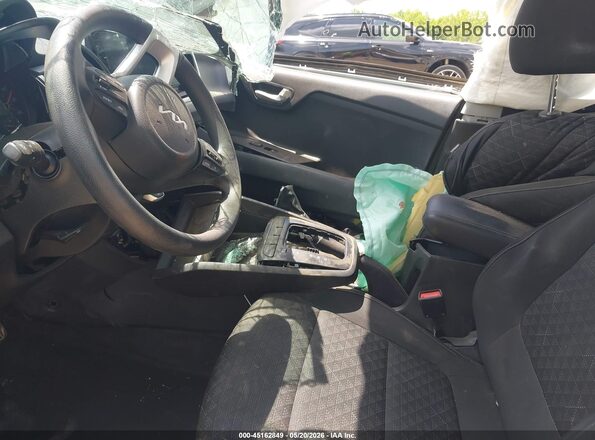 3KPA24AD5NE476041 2022 KIA RIO Белый Вид салона спереди