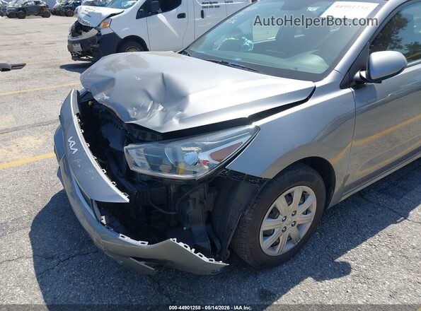 3KPA24AD6NE439600 2022 KIA RIO Gray Вид спереду