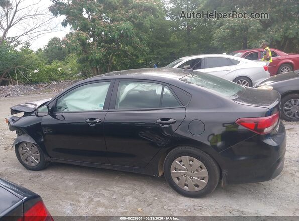 3KPA24AD7LE268028 2020 KIA RIO Black Widok wnętrza z tyłu