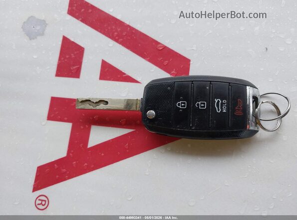 3KPA24AD7LE329314 2020 KIA RIO Белый Вид панели приборов
