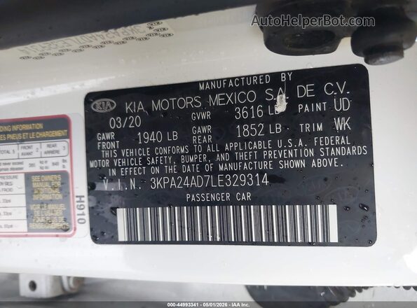 3KPA24AD7LE329314 2020 KIA RIO Белый Вид подкапотного пространства