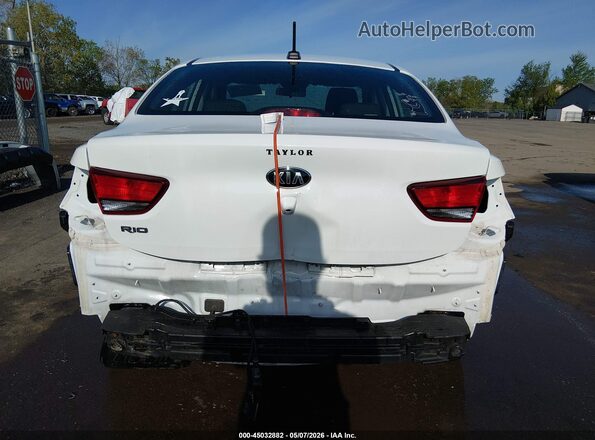 3KPA24AD7ME403963 2021 KIA RIO White 