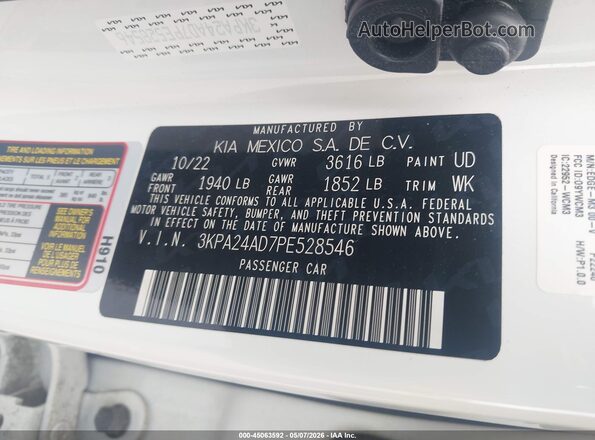 3KPA24AD7PE528546 2023 KIA RIO White 
