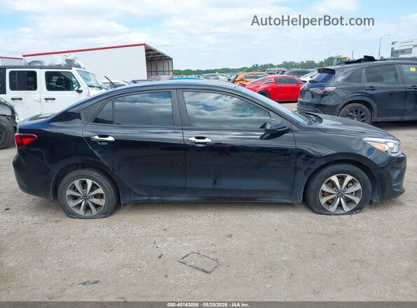 3KPA24AD7PE540633 2023 KIA RIO Black Rear interior view