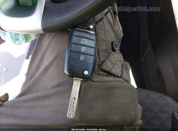 3KPA24AD8LE314840 2020 KIA RIO Silver Առջևի վահանակի տեսք