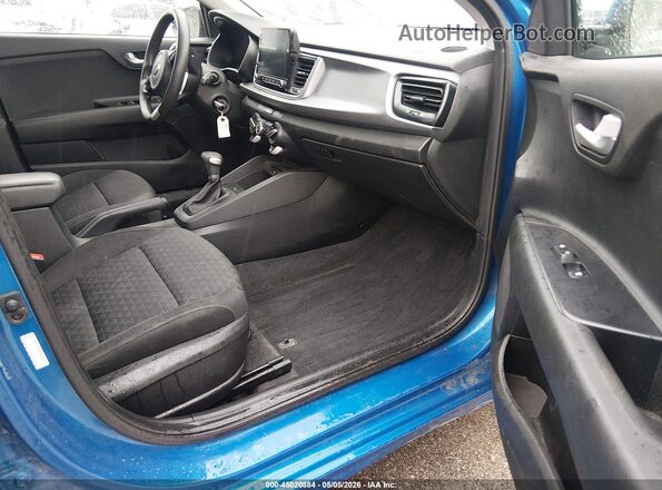 3KPA24AD8ME378734 2021 KIA RIO Blue Vista interior delantera