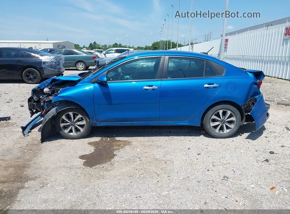 3KPA24AD8ME406709 2021 KIA RIO Blue 360 interior view