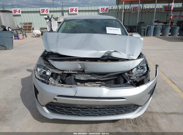3KPA24AD8NE449674 2022 KIA RIO Silver Widok zestawu wskaźników