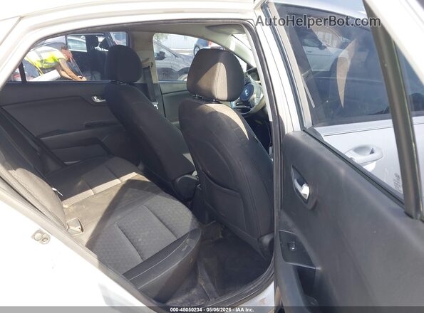 3KPA24AD9LE278401 2020 KIA RIO Silver VIN կոդի պիտակի տեսք