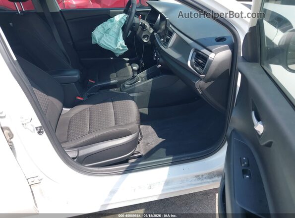 3KPA24AD9ME404371 2021 KIA RIO White 