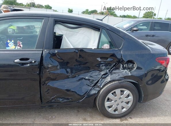 3KPA24AD9NE437663 2022 KIA RIO Черный Вид спереди