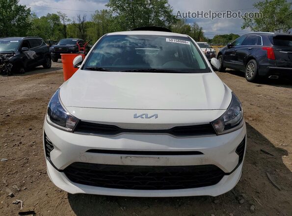 3KPA24AD9PE574444 2023 KIA RIO White Front view
