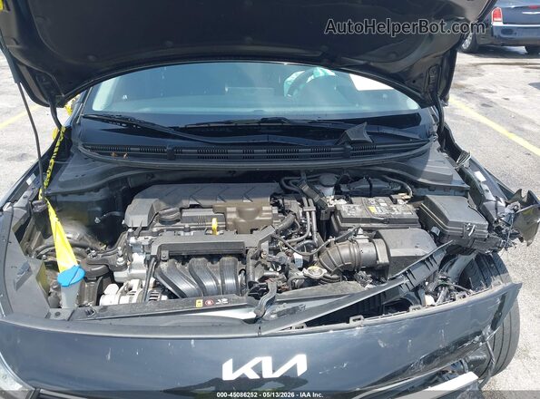 3KPA24AD9PE596878 2023 KIA RIO Black Vista trasera