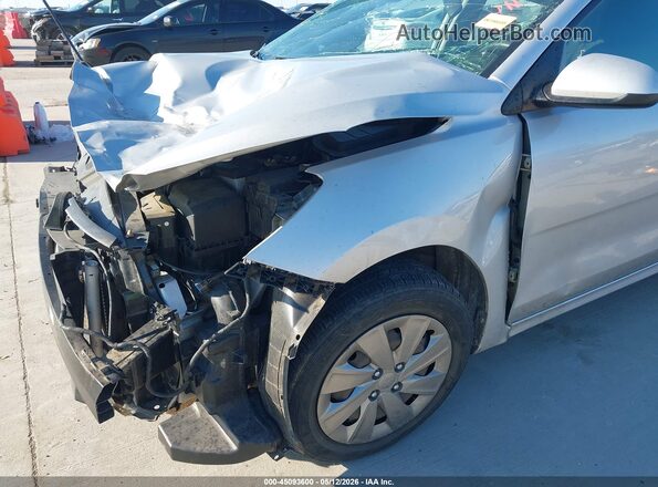 3KPA25AD4LE329518 2020 KIA RIO 5-DOOR Silver 