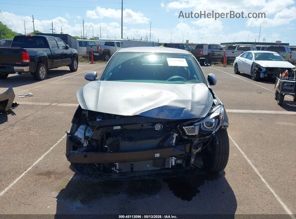 3KPA25ADXPE609384 2023 KIA RIO 5-DOOR Gray Դիմացի տեսք