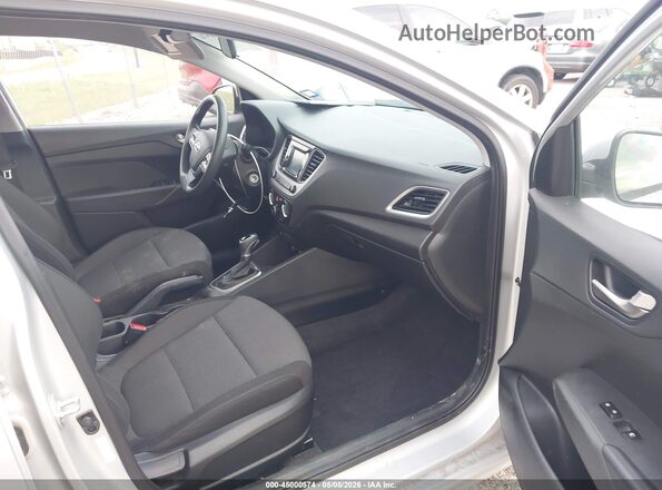 3KPC24A30KE071359 2019 HYUNDAI ACCENT Silver წინა სალონის ხედი