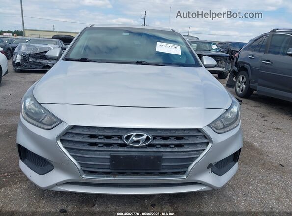3KPC24A32JE028303 2018 HYUNDAI ACCENT Silver Vista del cuadro de instrumentos