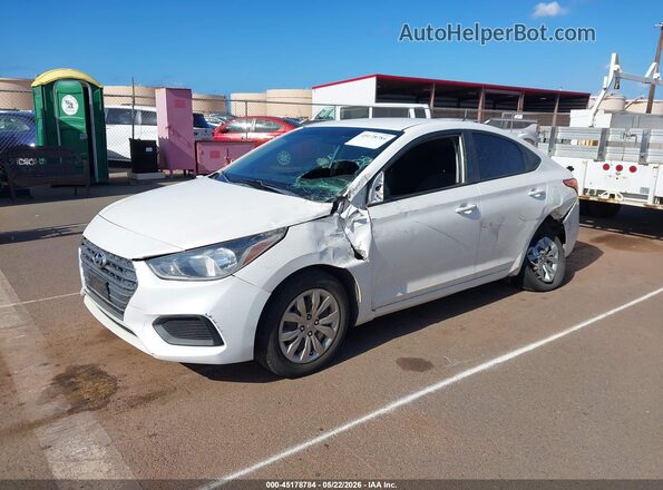 3KPC24A33KE046956 2019 HYUNDAI ACCENT White Front left
