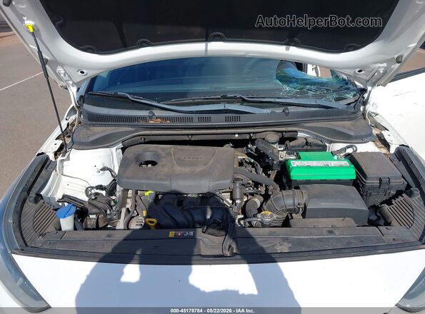 3KPC24A33KE046956 2019 HYUNDAI ACCENT White Rear view