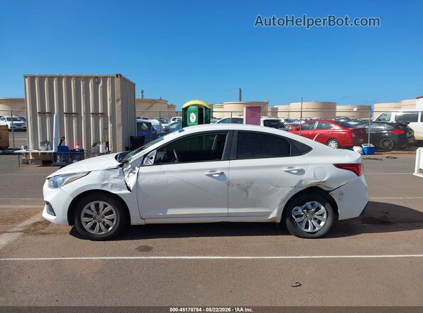 3KPC24A33KE046956 2019 HYUNDAI ACCENT White 360 interior view