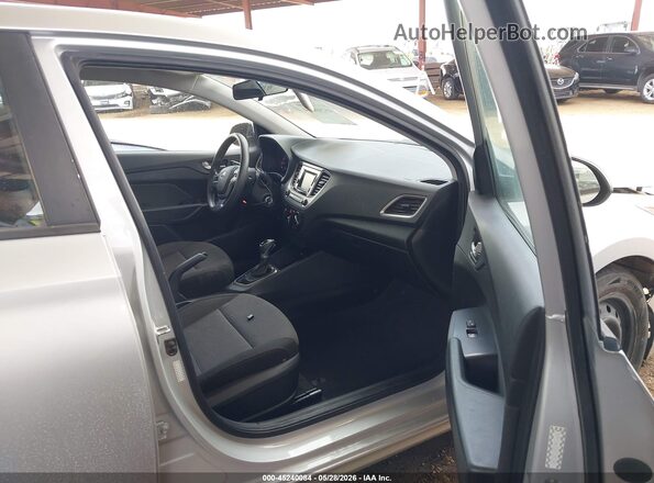 3KPC24A33KE088348 2019 HYUNDAI ACCENT Silver წინა სალონის ხედი