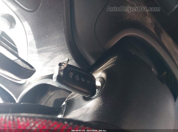 3KPC24A36KE042805 2019 HYUNDAI ACCENT Red Widok deski rozdzielczej