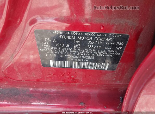 3KPC24A36KE042805 2019 HYUNDAI ACCENT Red Widok komory silnika
