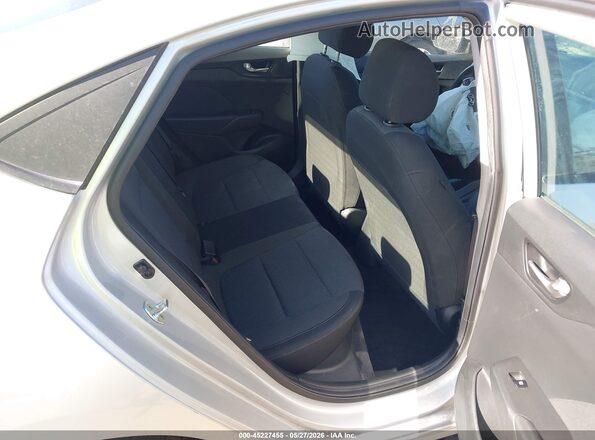 3KPC24A60ME130584 2021 HYUNDAI ACCENT Silver Widok naklejki z numerem VIN