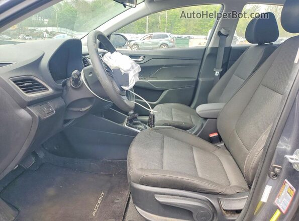 3KPC24A61LE100573 2020 HYUNDAI ACCENT Серый Вид салона спереди