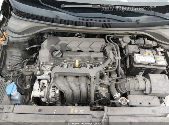 3KPC24A61ME139102 2021 HYUNDAI ACCENT Black Widok z tyłu