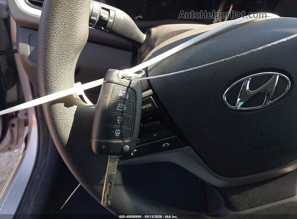 3KPC24A64NE189803 2022 HYUNDAI ACCENT Silver Vista del salpicadero