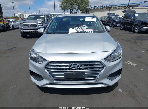 3KPC24A66LE101590 2020 HYUNDAI ACCENT Silver Rear interior view