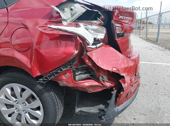 3KPC24A66LE113304 2020 HYUNDAI ACCENT Красный Вид спереди