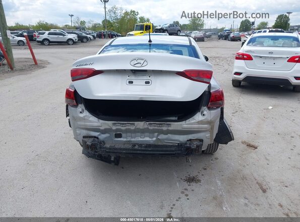 3KPC24A66LE125243 2020 HYUNDAI ACCENT Серебряный 
