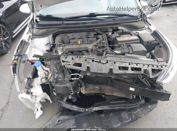 3KPC24A66LE125291 2020 HYUNDAI ACCENT White Widok z tyłu