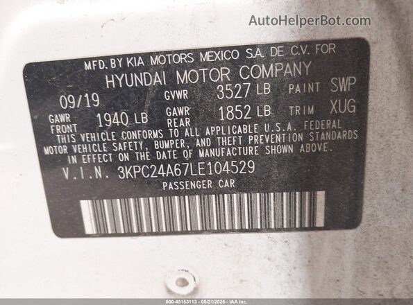 3KPC24A67LE104529 2020 HYUNDAI ACCENT White Widok komory silnika
