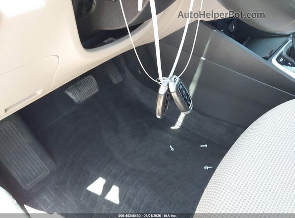 3KPC34A63NE169779 2022 HYUNDAI ACCENT Red Widok deski rozdzielczej