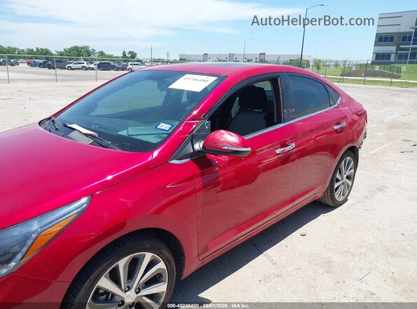 3KPC34A63NE169779 2022 HYUNDAI ACCENT Red Widok z przodu