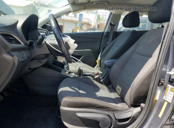3KPC34A67LE101742 2020 HYUNDAI ACCENT Gray Front interior view