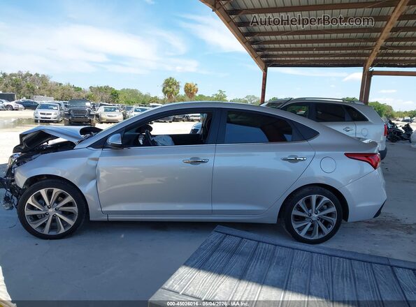3KPC34A6XNE176485 2022 HYUNDAI ACCENT Silver 