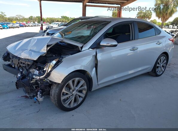3KPC34A6XNE176485 2022 HYUNDAI ACCENT Silver 