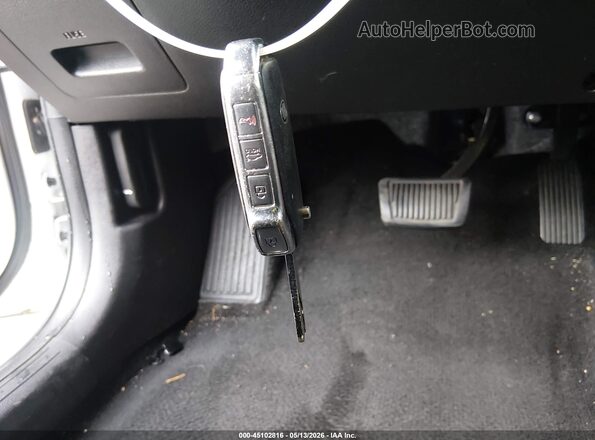 3KPF24AD0ME383044 2021 KIA FORTE White Vista del salpicadero