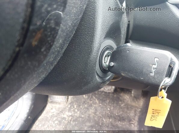 3KPF24AD0RE762973 2024 KIA FORTE Blue Widok deski rozdzielczej