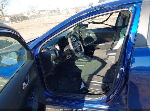 3KPF24AD1ME267643 2021 KIA FORTE Blue 